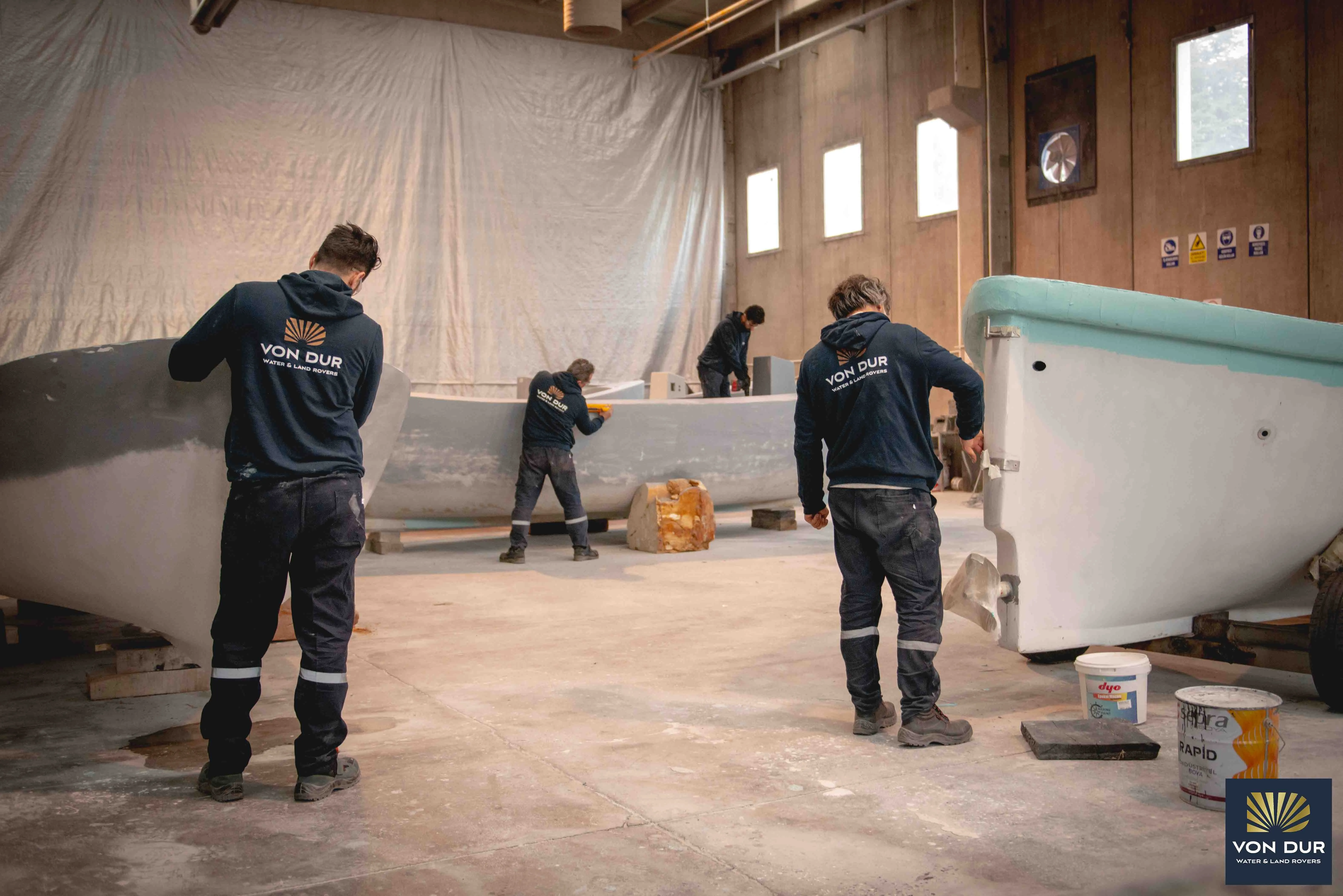 In de werf van Von Dur — foto 2